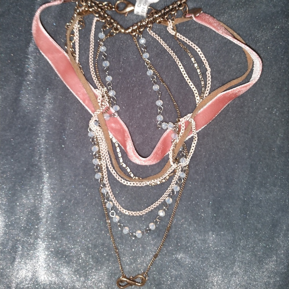 Free People BLUE Velvet Choker (1)